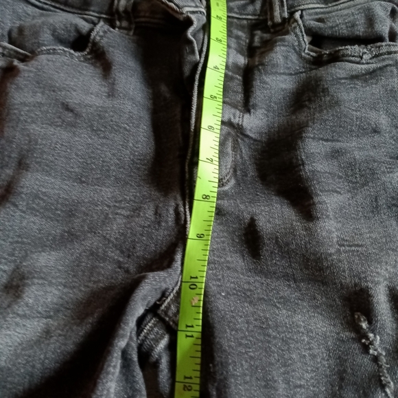 American Eagle Distressed Black Jeans for Women. Leggings. 2 Long - Picture 4 of 6